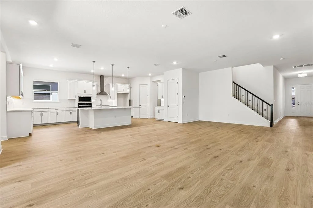 Photo of 14341 CREST PALM AVENUE