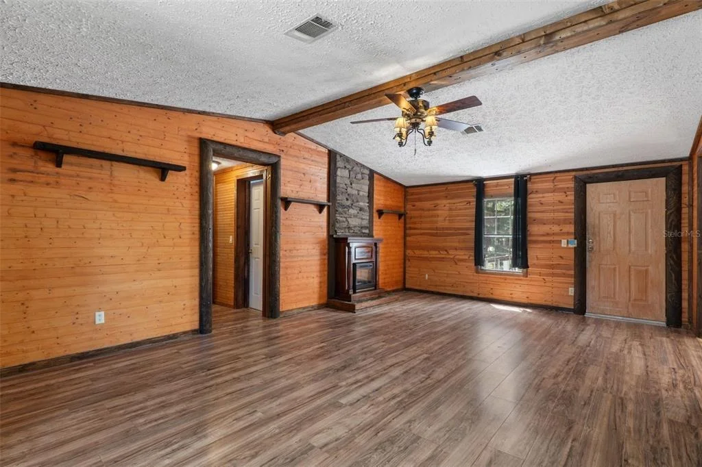 Photo of 3322 SUSAN DRIVE