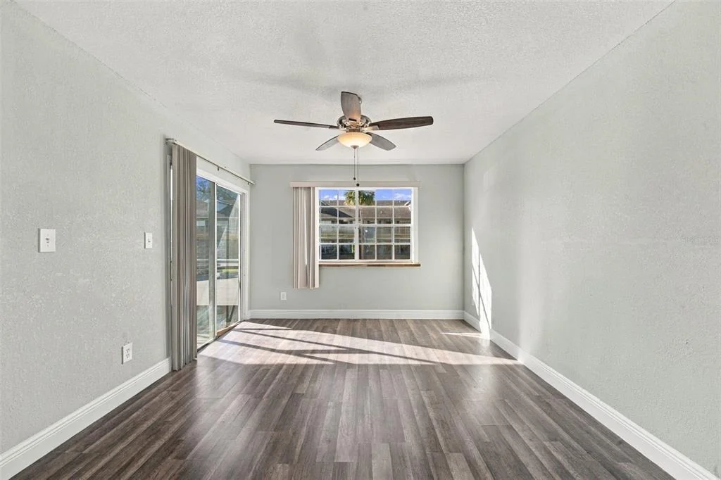Photo of Unit G4 at 313 DIRKSEN DRIVE