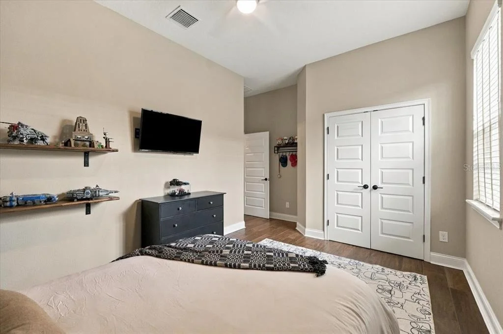 Photo of 198 STARGRASS DRIVE