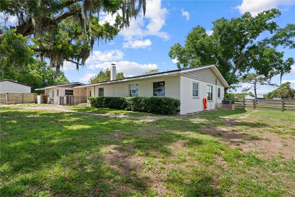 Photo of 4420 QUAIL ROOST RD