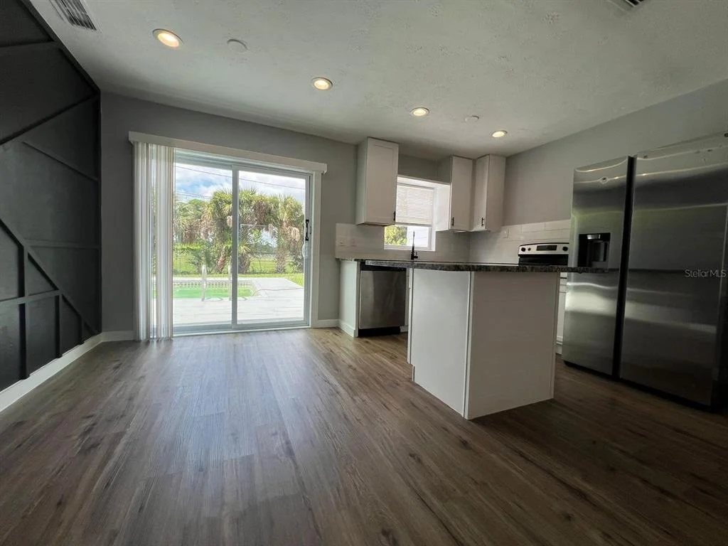 Photo of 1221 CYPRESS LANE