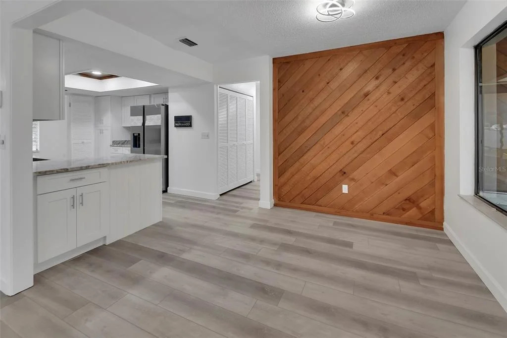 Photo of 1411 N BEACH STREET