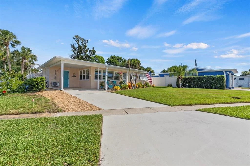 Photo of 67 SEABREEZE DRIVE