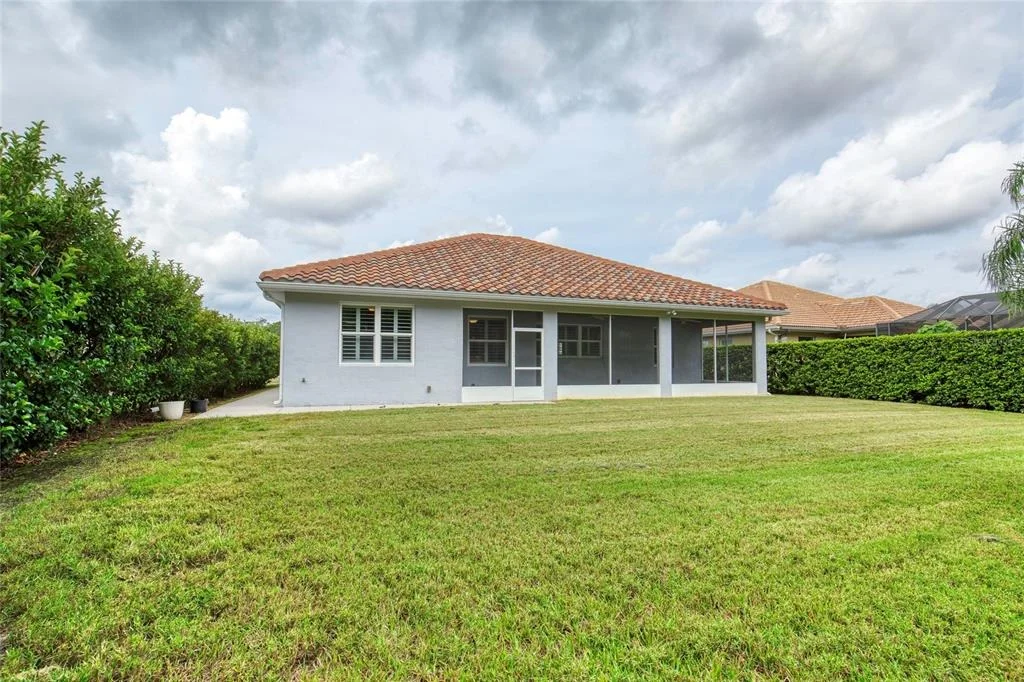 Photo of 56 THORNHILL CHASE CIRCLE