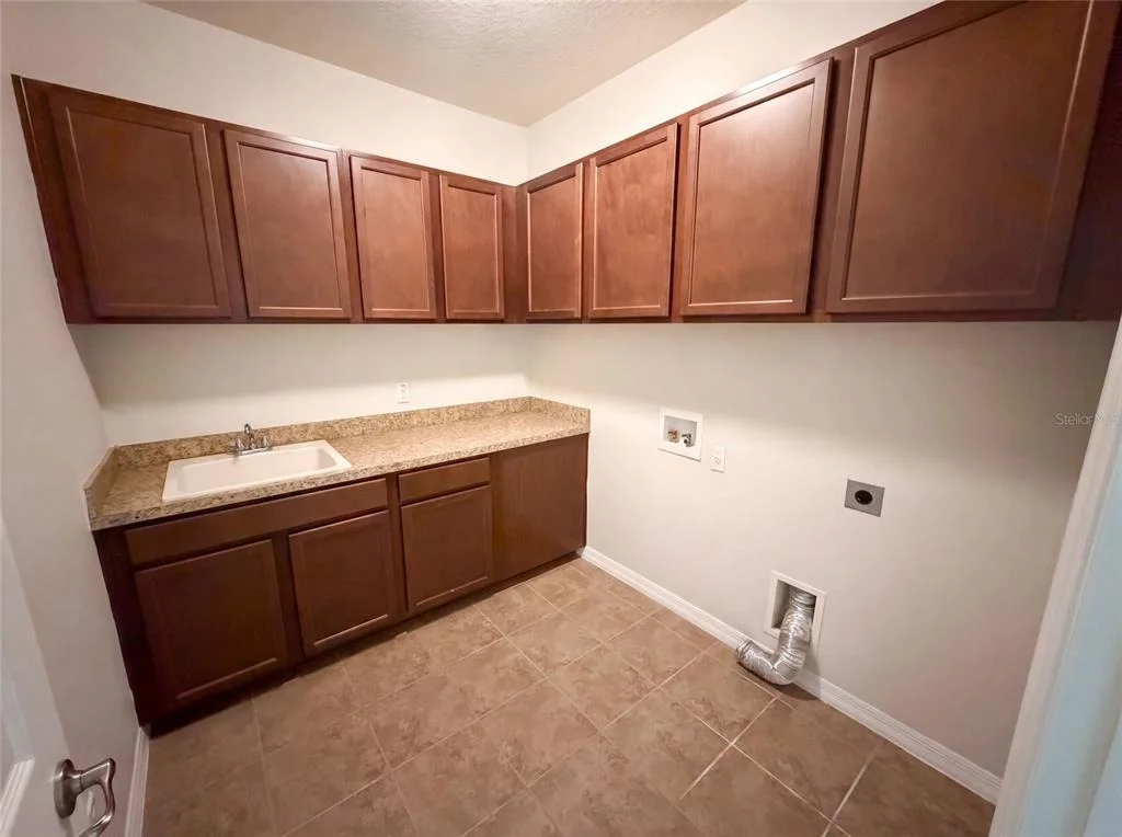 Photo of 280 CHANDLER CIRCLE