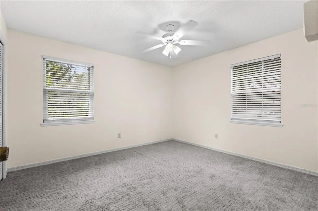 Photo of 1437 GLENVIEW ROAD