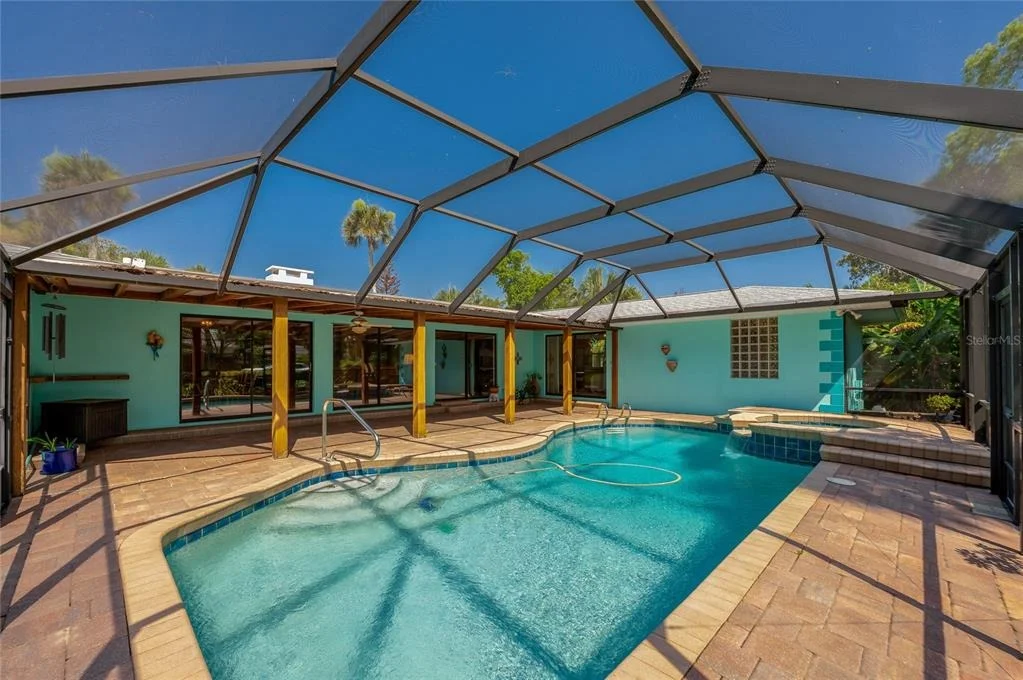 Photo of 697 JOHN ANDERSON DRIVE