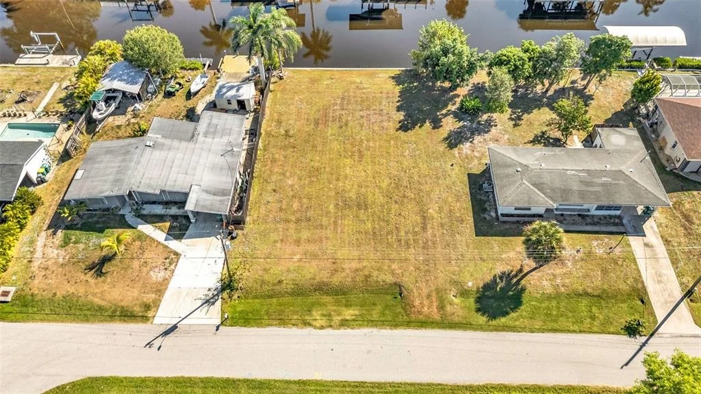 Photo of 3334 DOVER DRIVE