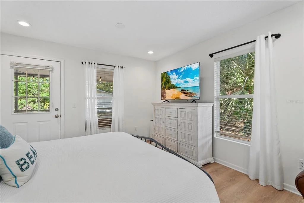 Photo of 5868 DENISON DRIVE