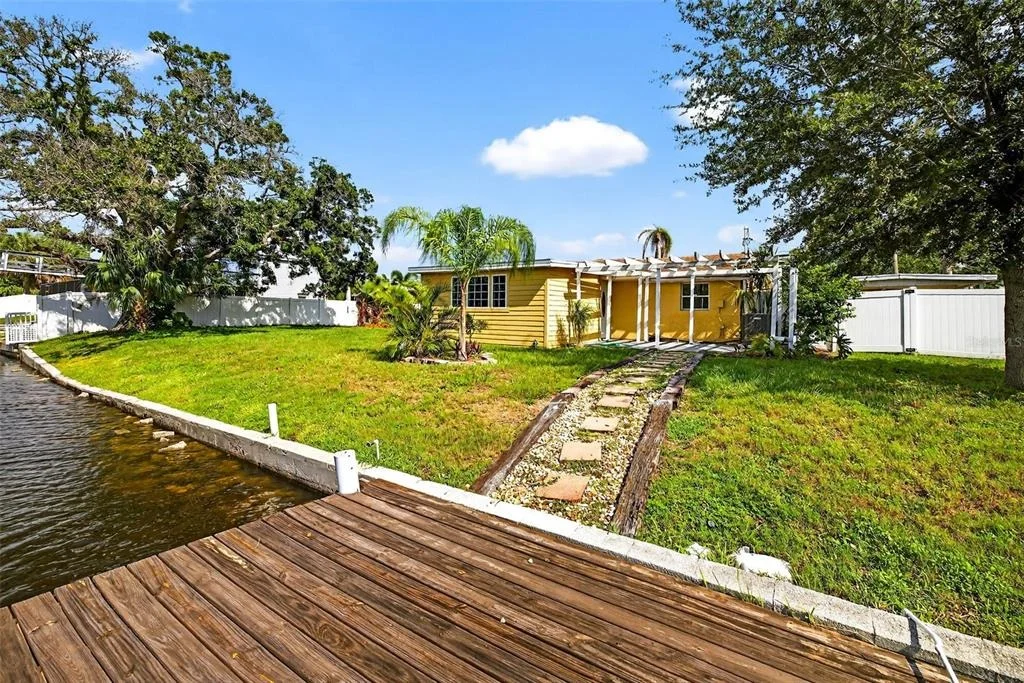 Photo of 3225 W SHELL POINT ROAD