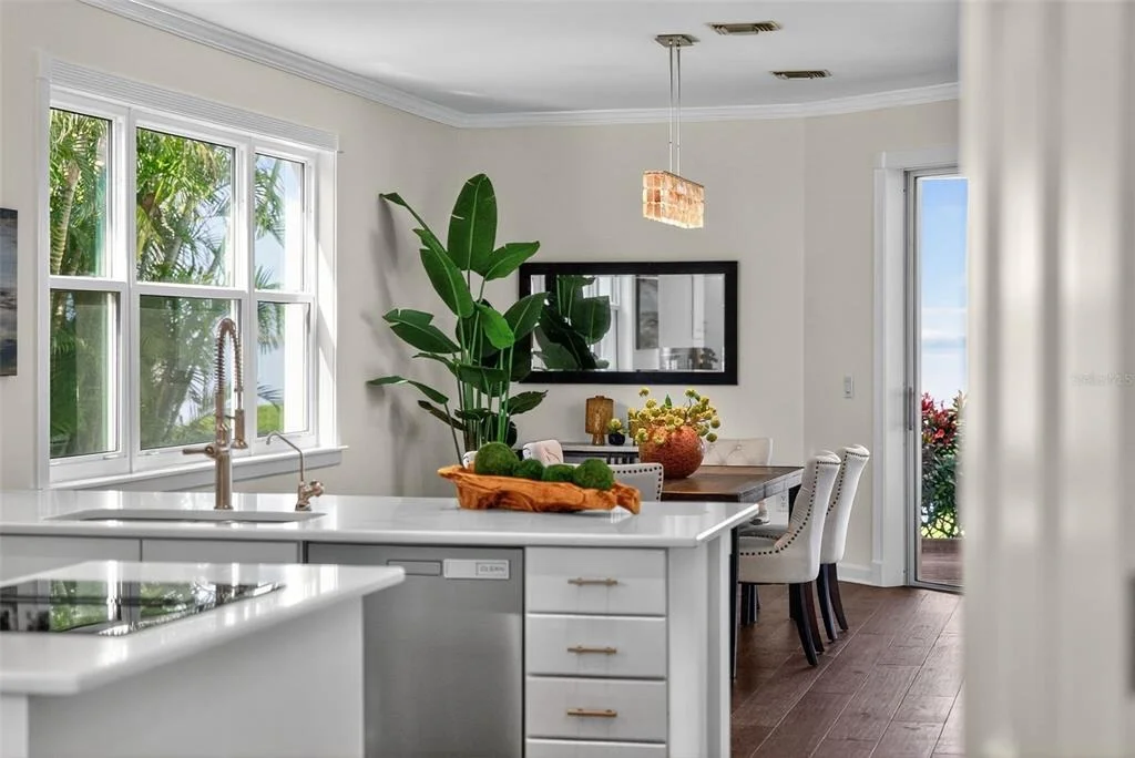 Photo of 3488 MISTLETOE LANE
