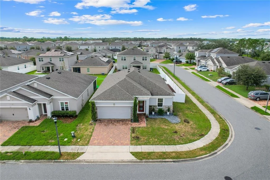 Photo of 935 BENJAMIN TRAIL