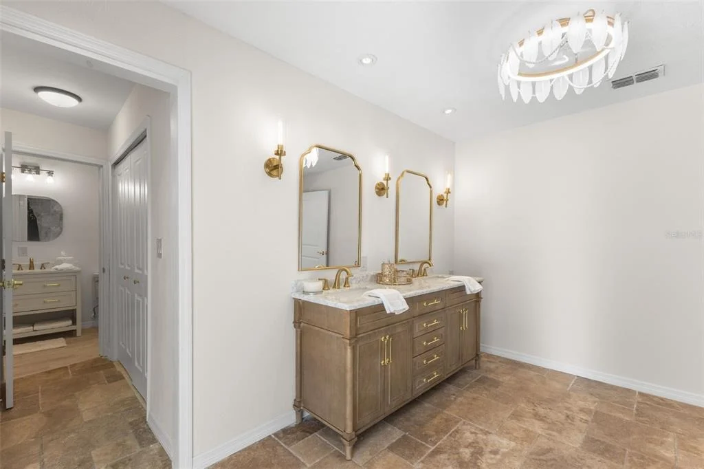 Photo of 2138 BAYOU DRIVE