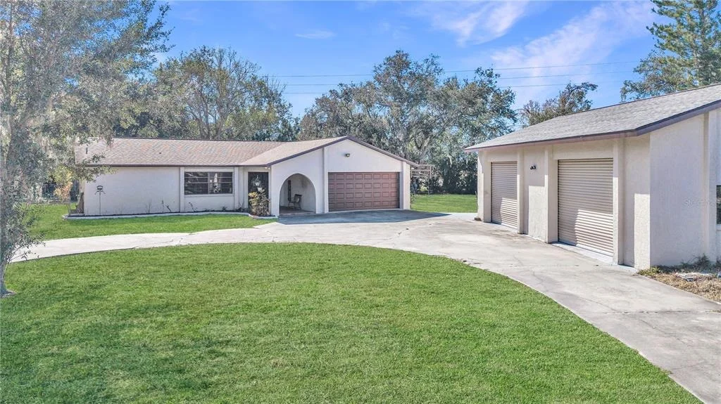 Photo of 3576 SE MONTGOMERY CIRCLE