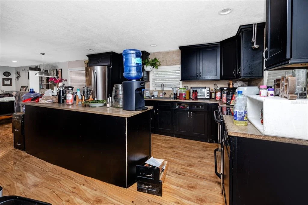 Photo of 1250 LAKEVIEW ROAD