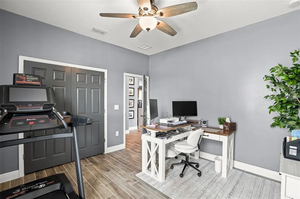 Photo of 4924 GOLDEN ZENITH WAY