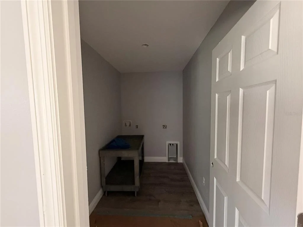 Photo of 865 SE 28TH STREET