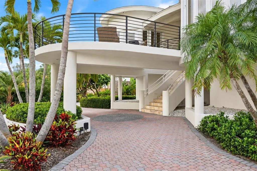 Photo of 4034 ROBERTS POINT ROAD