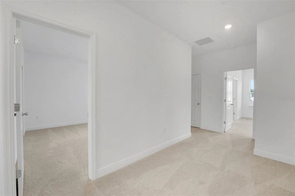 Photo of 5229 WAYPOINTE BOULEVARD