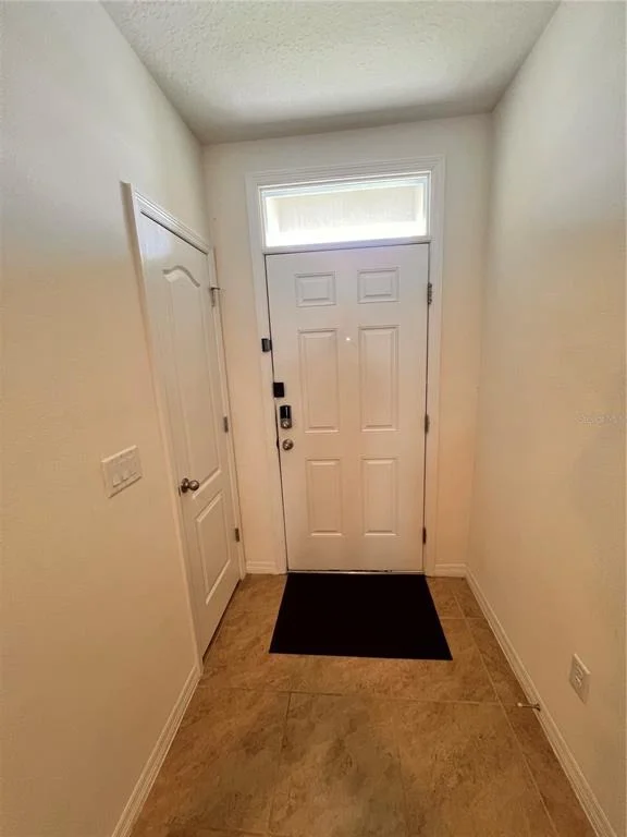 Photo of 1267 IGUANA LOOP