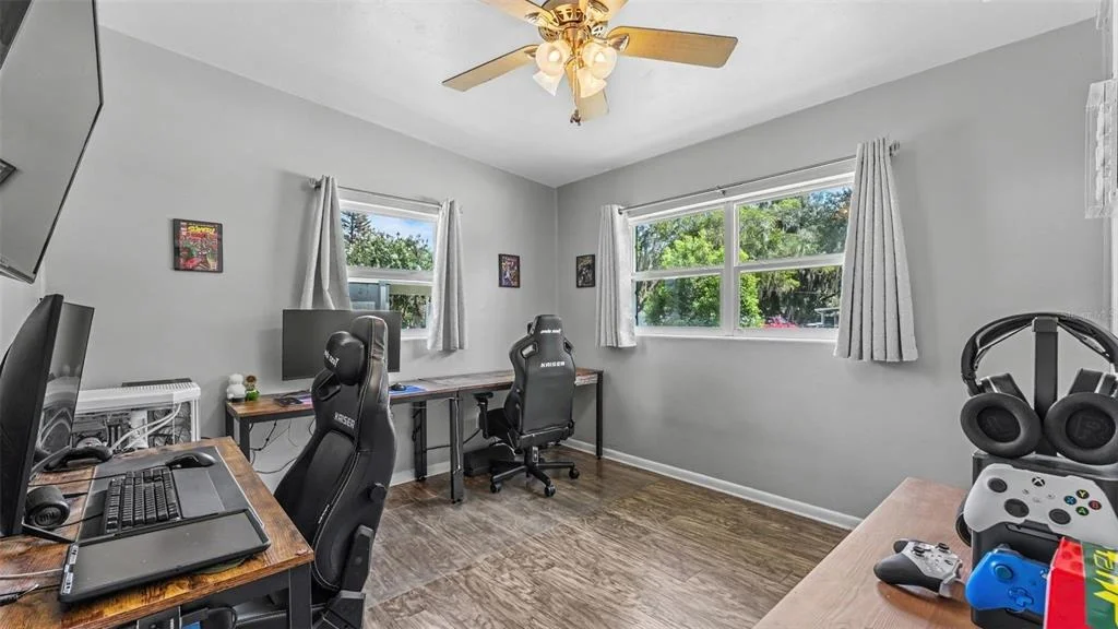 Photo of 680 SUNSET DRIVE