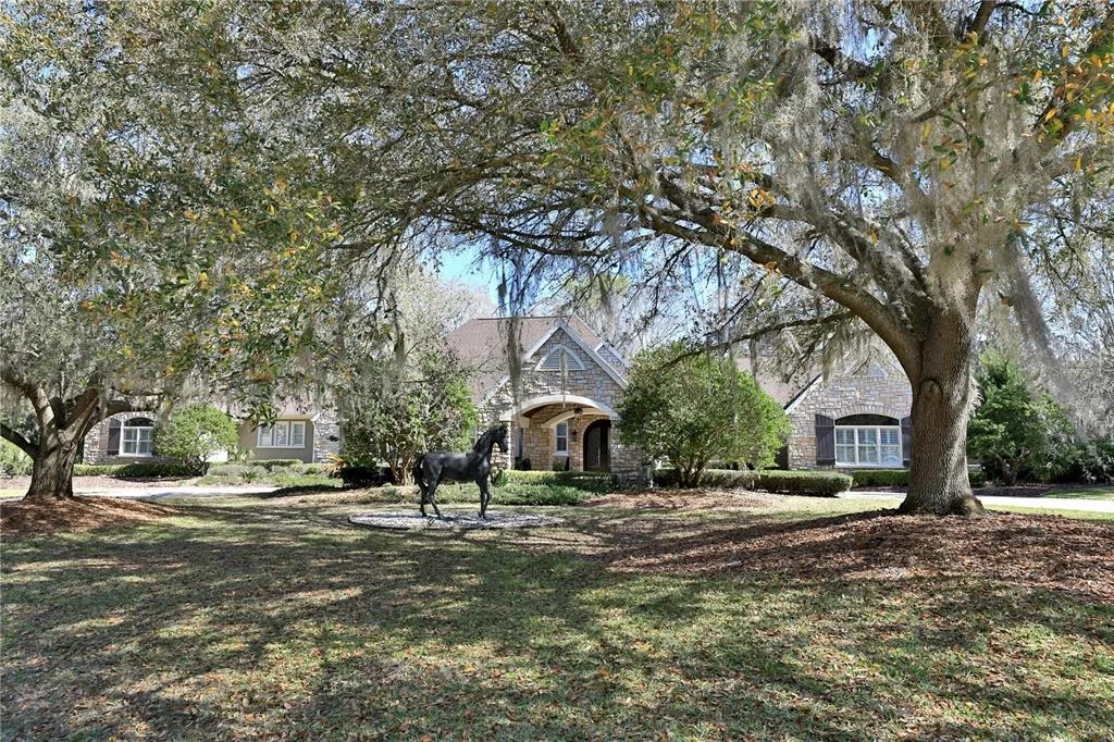 Photo of 7963 SE 12TH CIRCLE