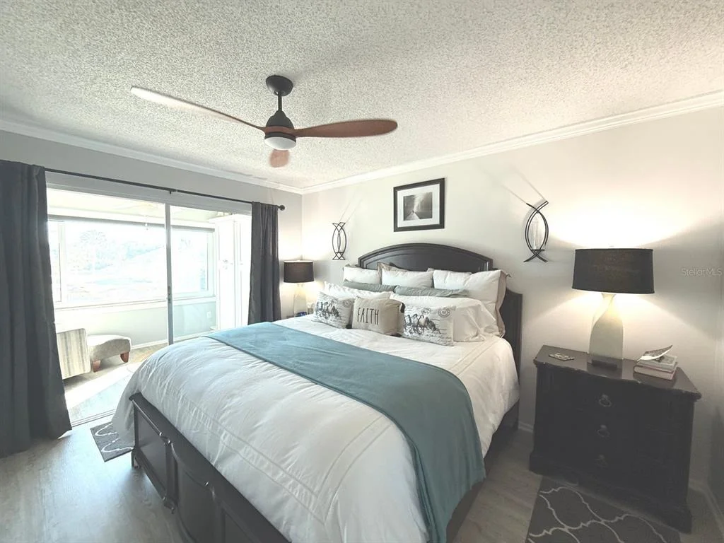 Photo of Unit 317A at 100 BLUFF VIEW DRIVE