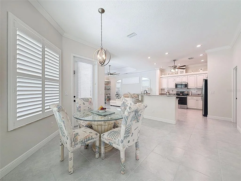 Photo of 1321 VALIANT AVENUE