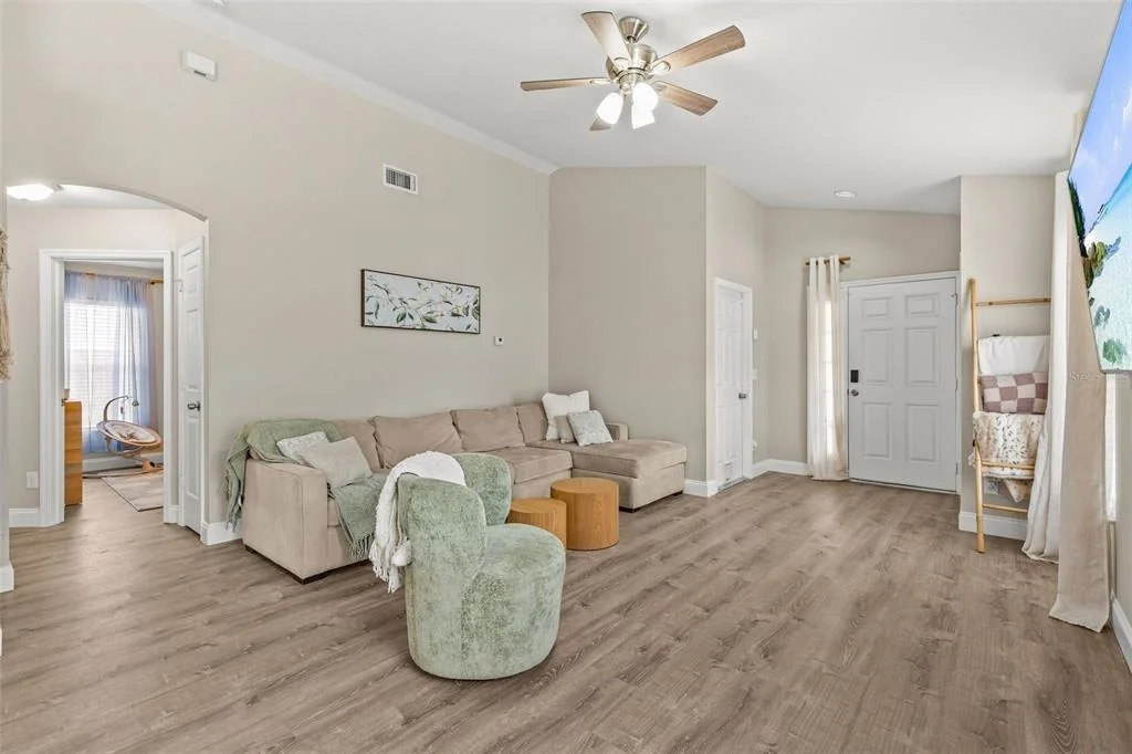 Photo of 10611 LAKESIDE VISTA DRIVE