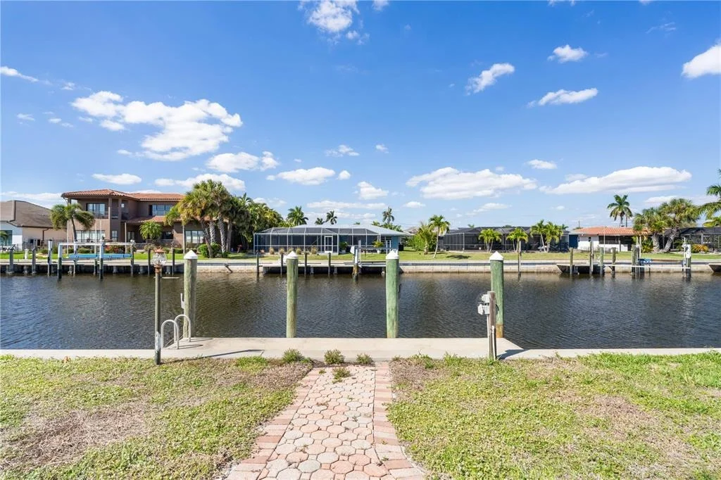 Photo of 2194 BAYOU ROAD