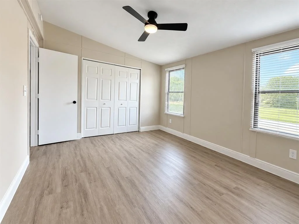 Photo of 4808 ROLLINGLEN LOOP W
