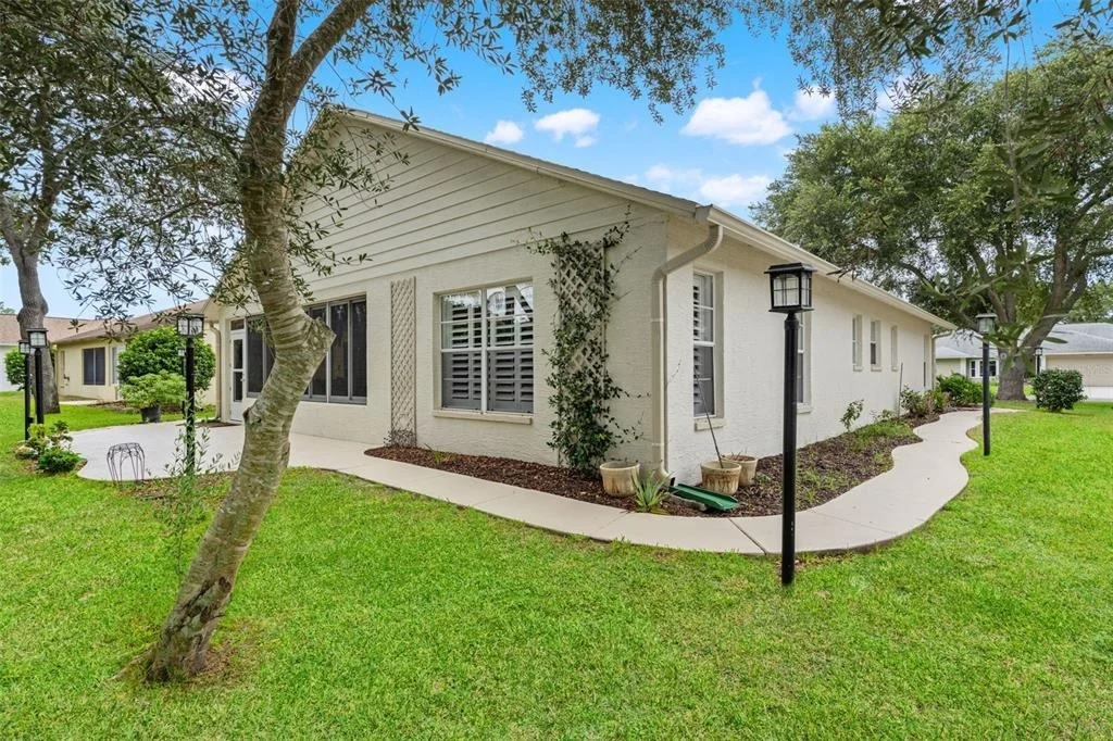 Photo of 7350 ROSEMONT LANE