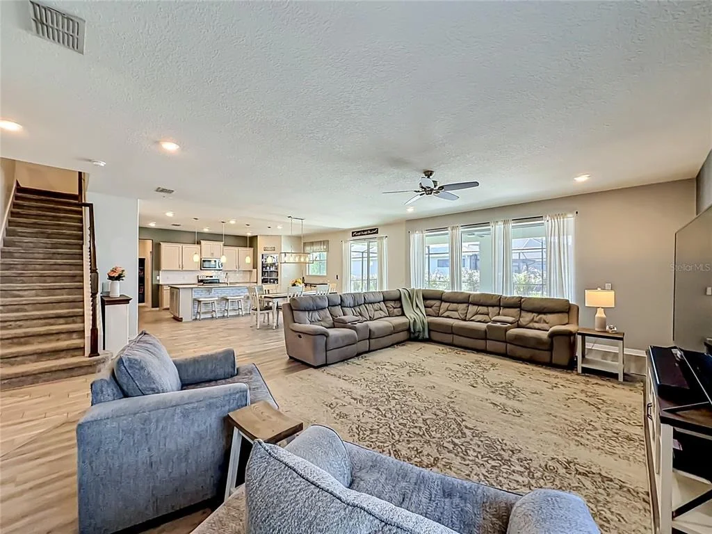 Photo of 2323 NUTHATCH STREET