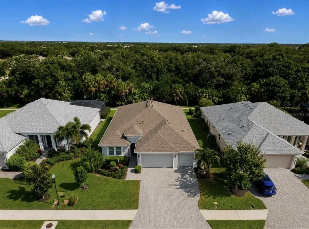 Photo of 311 CHANTILLY TRAIL