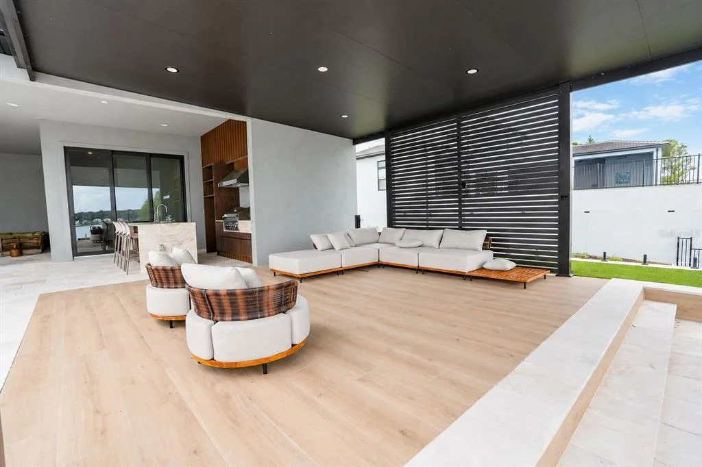 Photo of 15125 PENDIO DRIVE