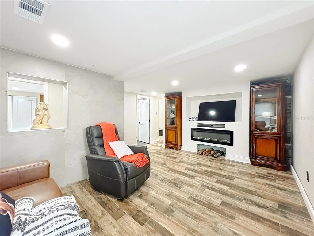 Photo of 638 NW 6TH TERRACE