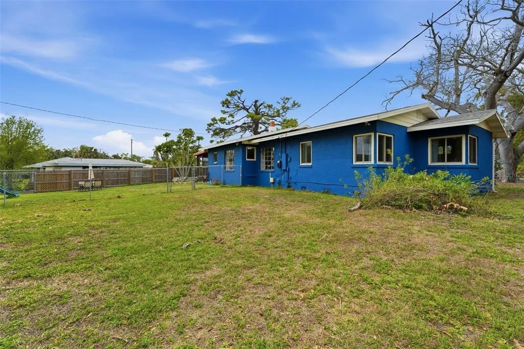 Photo of 418 EDWARDS DRIVE
