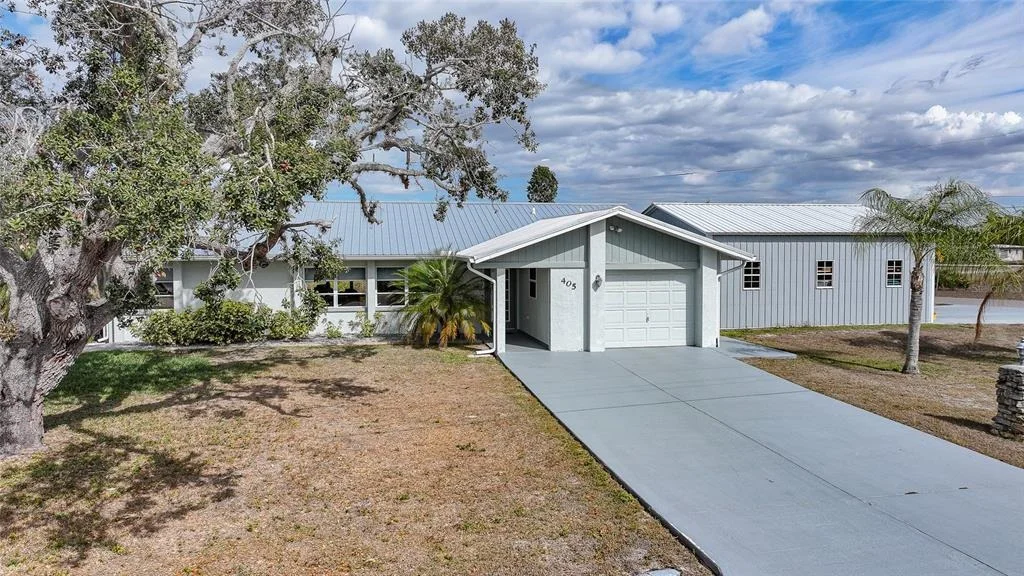 Photo of 405 RIDGECREST DRIVE