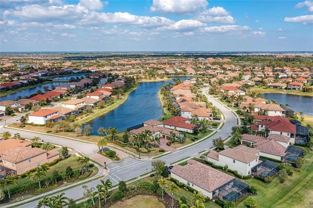 Photo of 5660 CLOVERLEAF RUN
