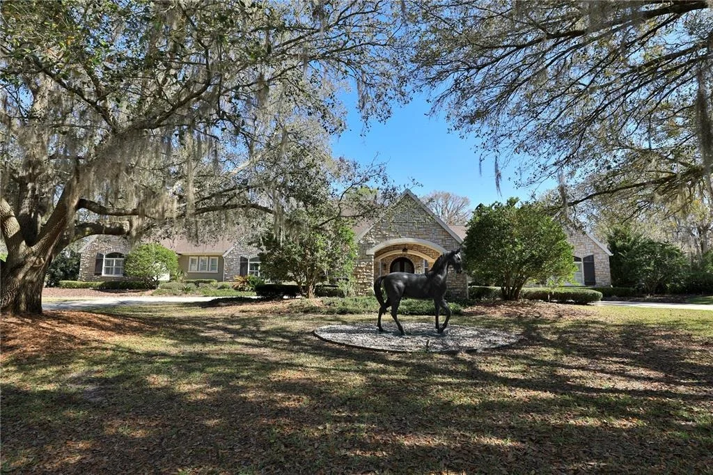 Photo of 7963 SE 12TH CIRCLE