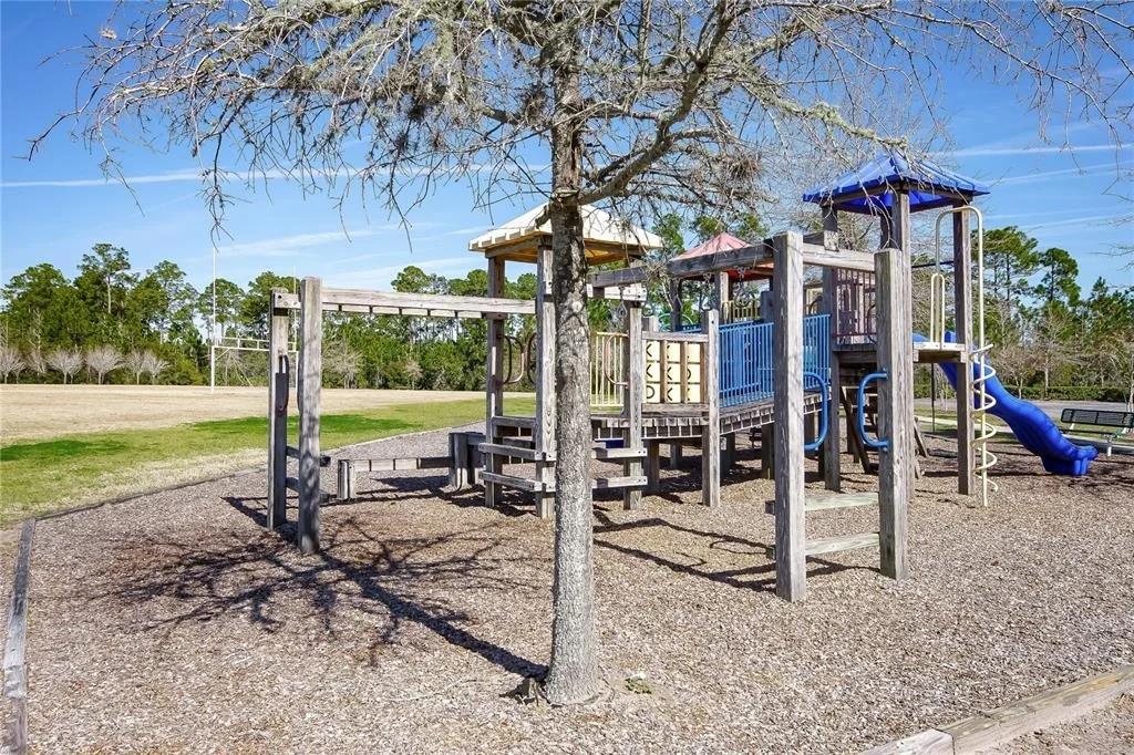 Photo of 332 WOODED CROSSING CIRCLE