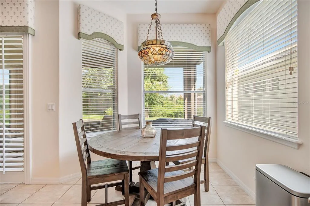 Photo of 526 NEWHALL LANE