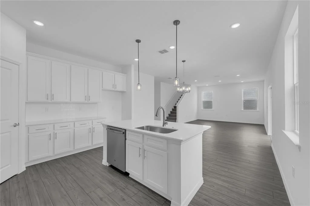 Photo of 6056 RIVER FARM AVENUE