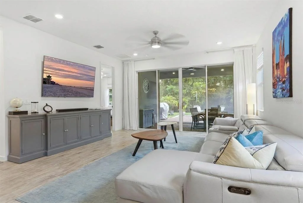 Photo of 17932 PASSIONFLOWER CIRCLE