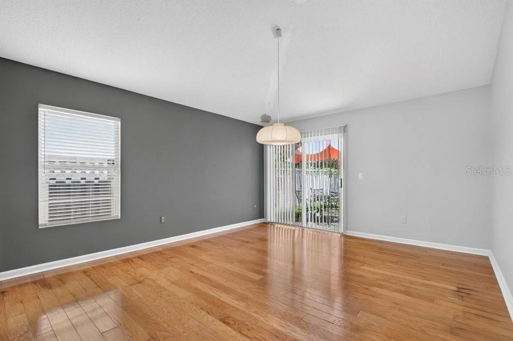 Photo of 828 CRYSTAL SPRING WAY