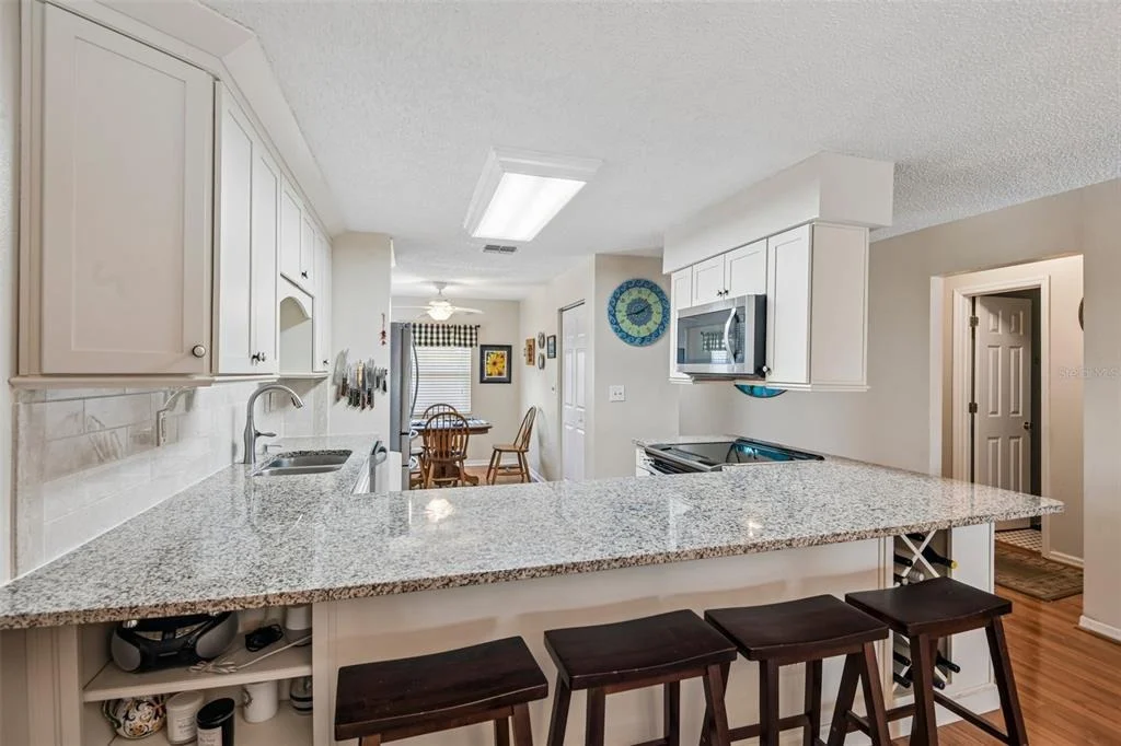 Photo of 6413 RIVER LODGE LANE
