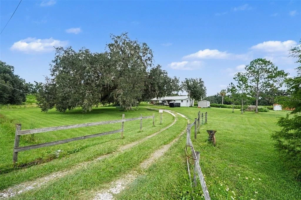 Photo of 36653 BLANTON ROAD