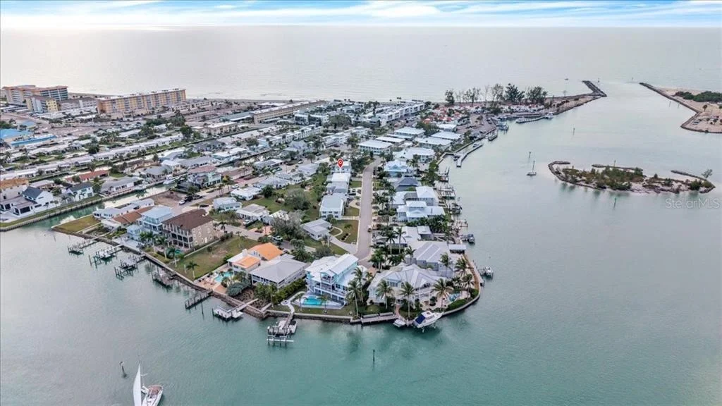 Photo of 904 INLET CIRCLE