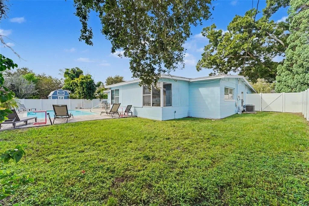 Photo of 8465 RIDGEWOOD CIRCLE